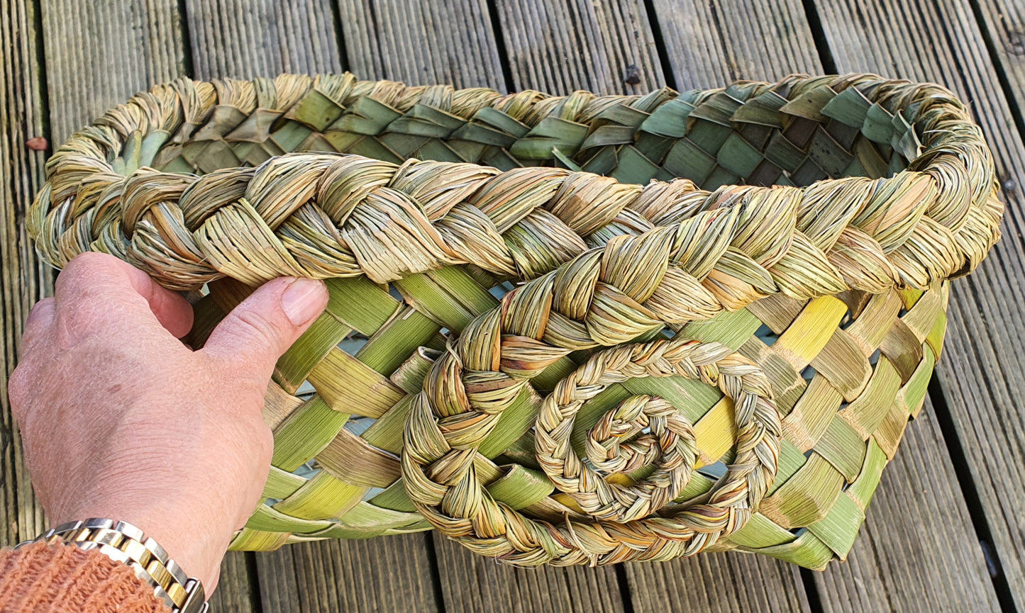 Waikawa Bread Basket