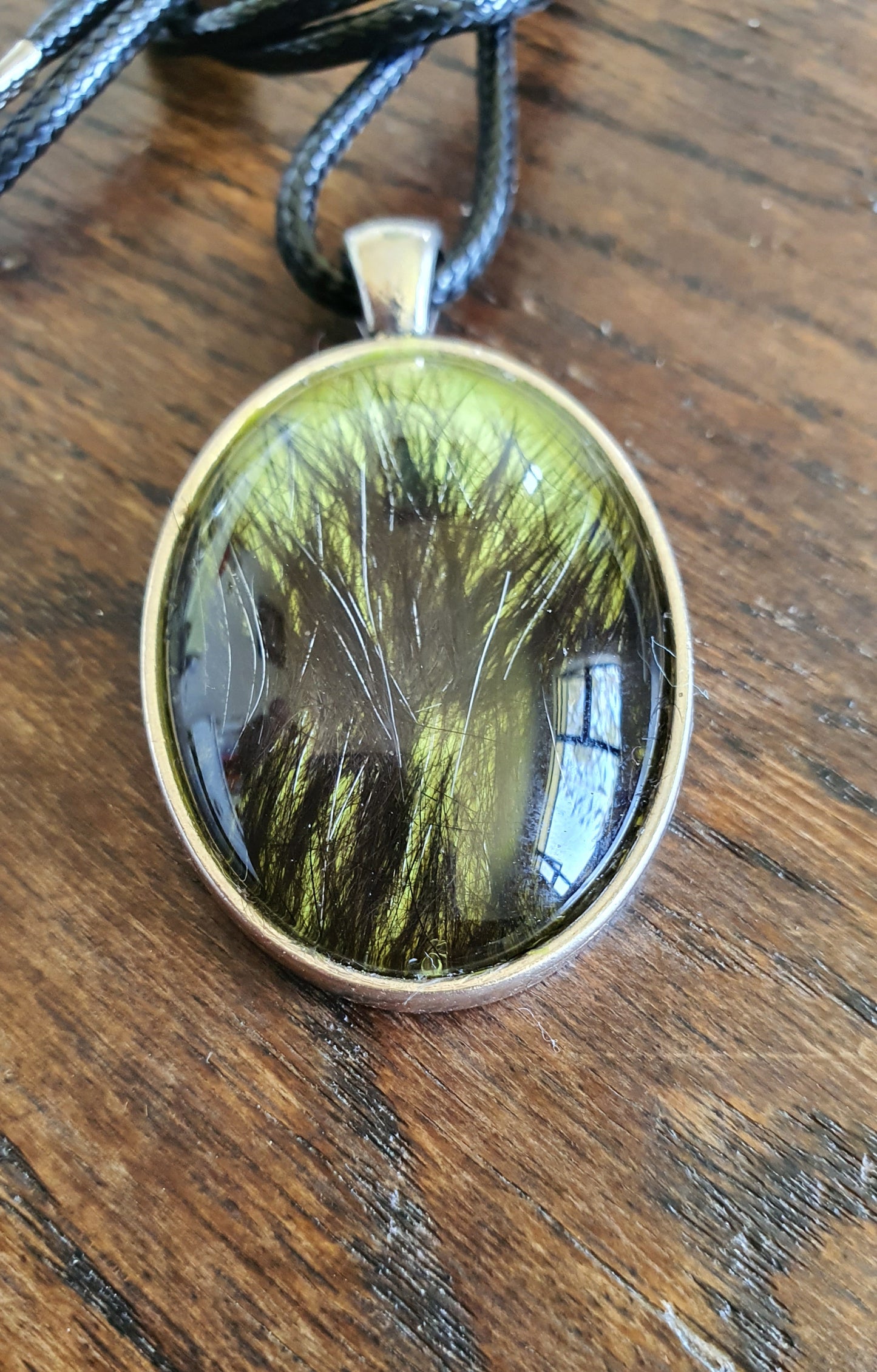 Oval Everlasting Pendant